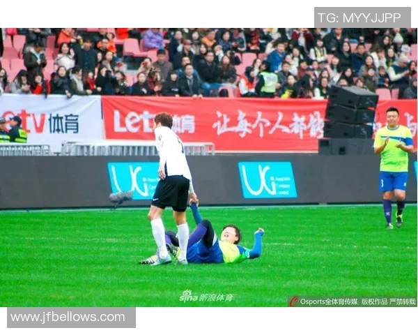 高仿足球明星名字大揭秘让你轻松识别真假球星的秘诀与技巧